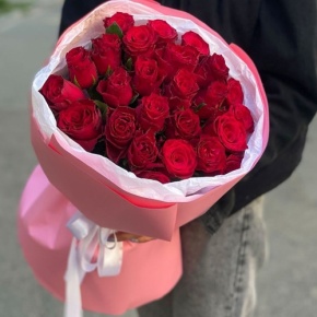 Букет "Эсса" 25 красных роз Кения (60 см) в Королеве
