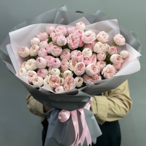 Букет из 25 кустовых роз Мэнсфилд Парк (60 см) в Королеве