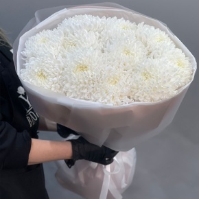 Букет из 11 белых хризантем  в Королеве