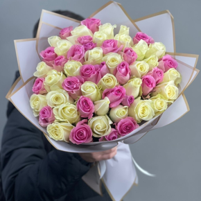 Букет из 51 розы микс  (40 см) в Королеве