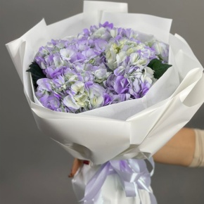 Букет из 5 фиолетовых гортензий в Королеве