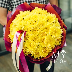 Букет из 9 желтых кустовых хризантем в Королеве