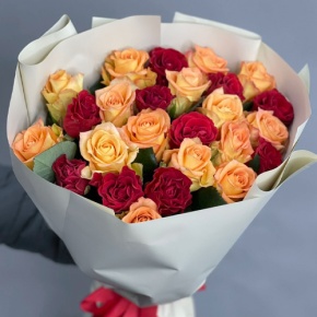 Букет "Прайм" из 25 роз Оранж и Эль Торо (50 см) в Королеве