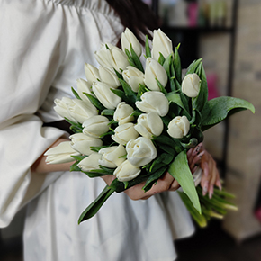 Букет белоснежных тюльпанов (25 шт) в Королеве