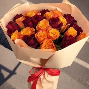 Букет "Благородный" из 27 Кенийских роз микс (40 см) в Королеве