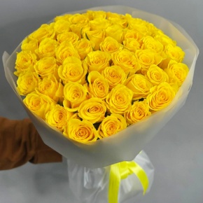 Букет "Золотце" из 51 лимонной розы (40 см) в Королеве