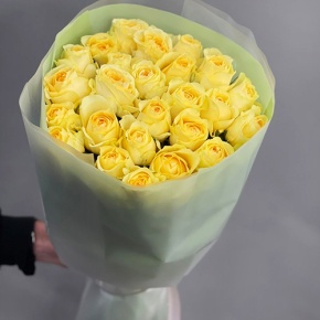 Букет из 25 пионовидных роз Баттеркап (60 см) в Королеве