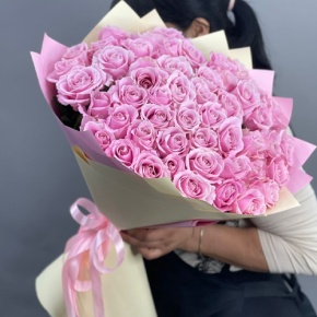 Букет из 51 пастельной розы Аваланж (60 см) в Королеве