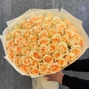 Букет из 51 розы Аваланж (60 см) в Королеве